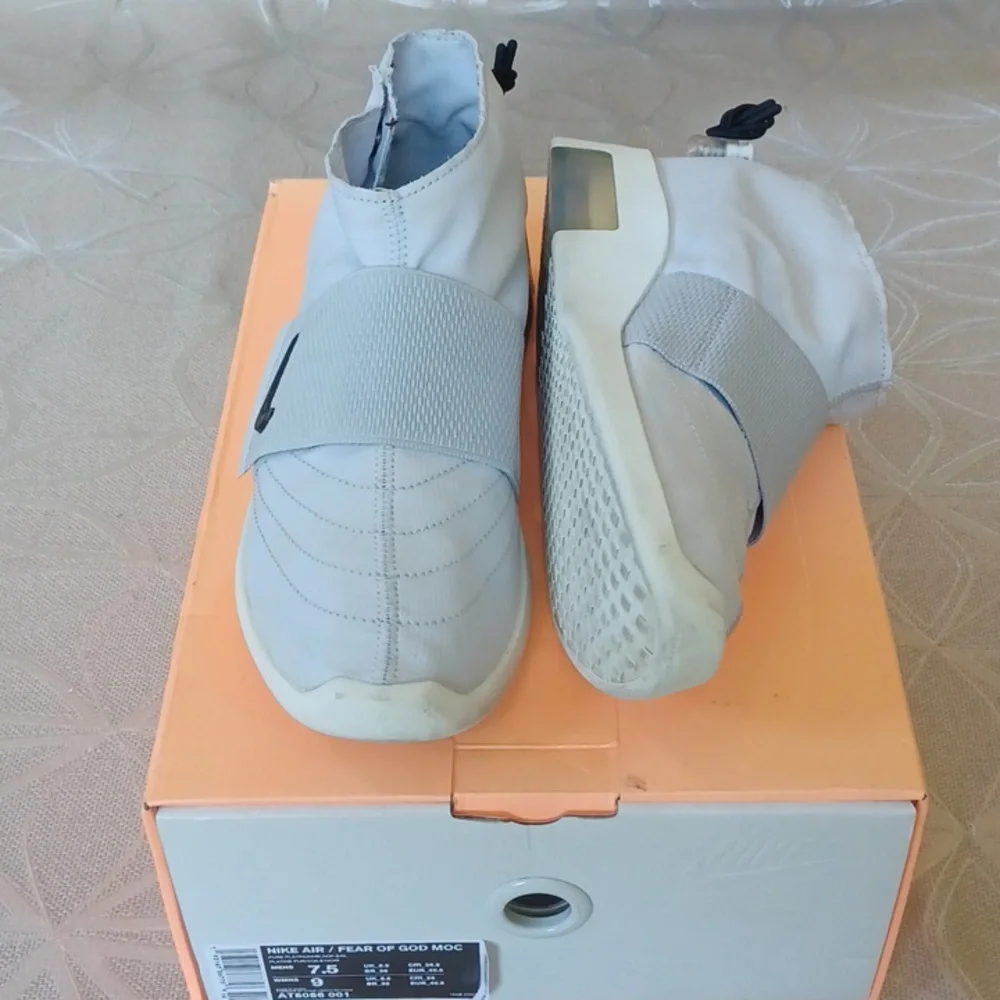 Unisex Nike Air, Fear of God, Mocs!